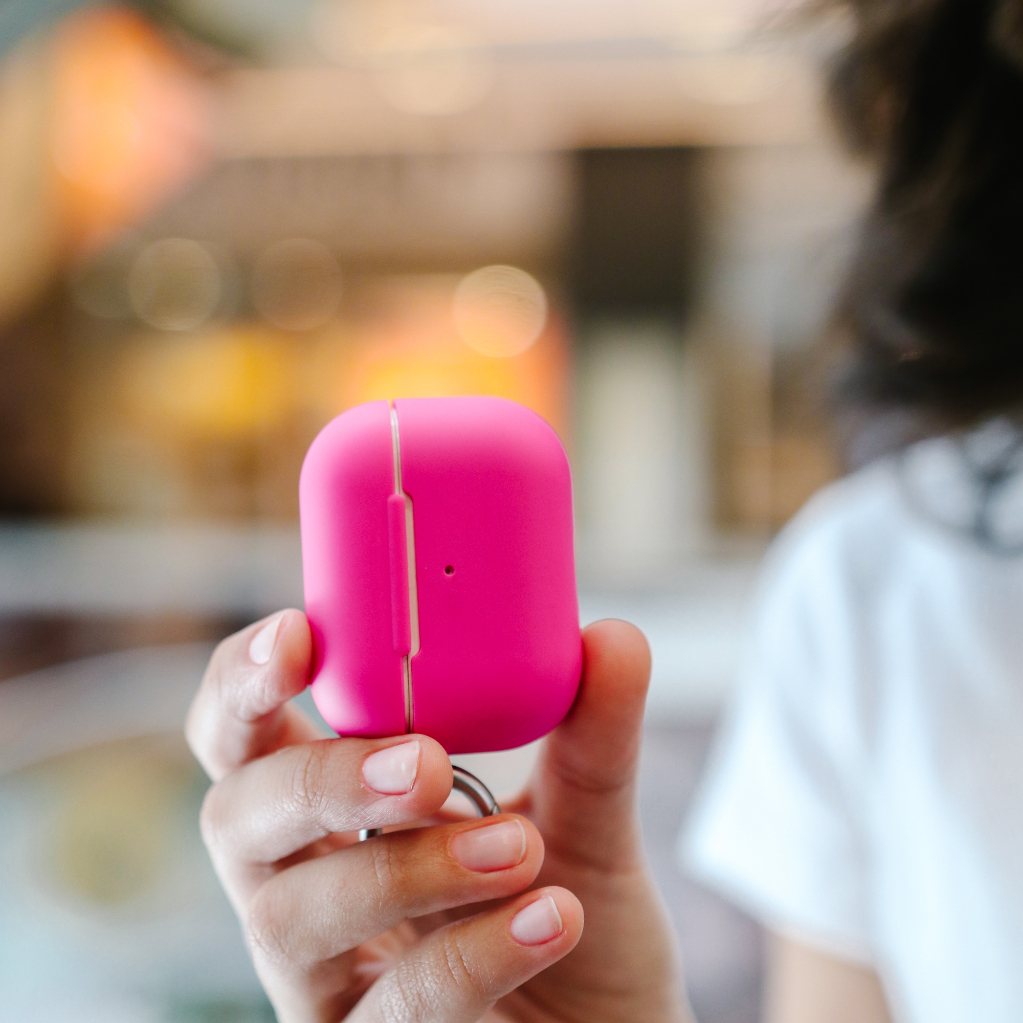 Tech21 Studio Colour for AirPods Pro (Pink)